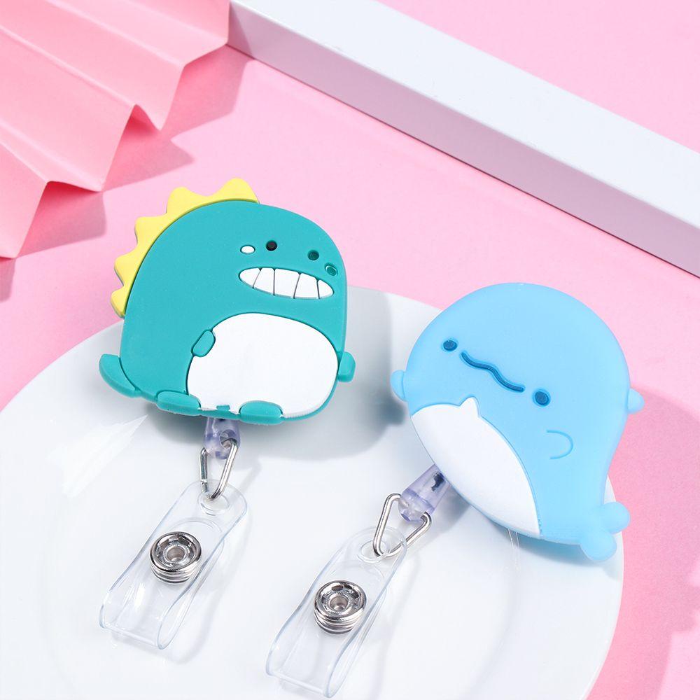 Kẹp áo silicon họa tiết hoạt hình hoa/ trái cây dễ thương giữ thẻ tên tiện dụng cho y tá/ bác sĩ