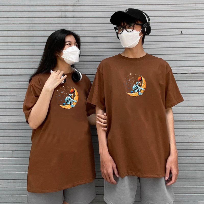 Áo Thun Có sizetay lỡ unisex phi hành gia mặt trăng