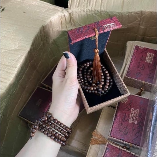 VÒNG TRẦM 108 HẠT HÀNG CHUẨN THƠM FULL BOX