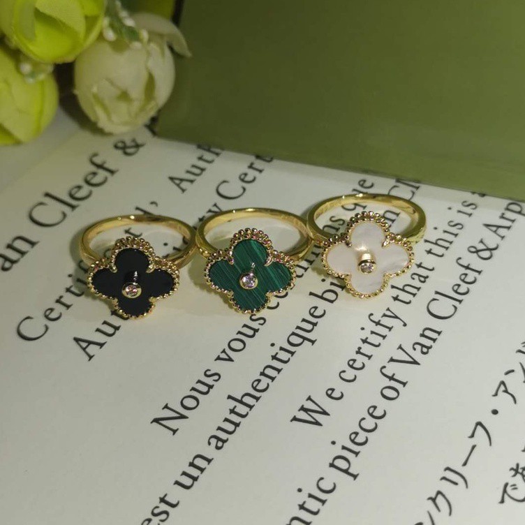 Nhẫn nữ mặt hình cỏ bốn lá xinh xắn 6 / 7 / 8