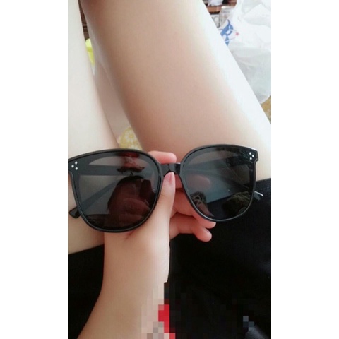 Kính mát chống tia UV400 dành cho cả Nam và Nữ