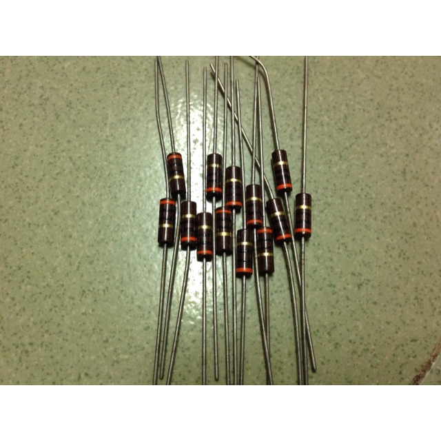 Điện trở 30R -1/2w