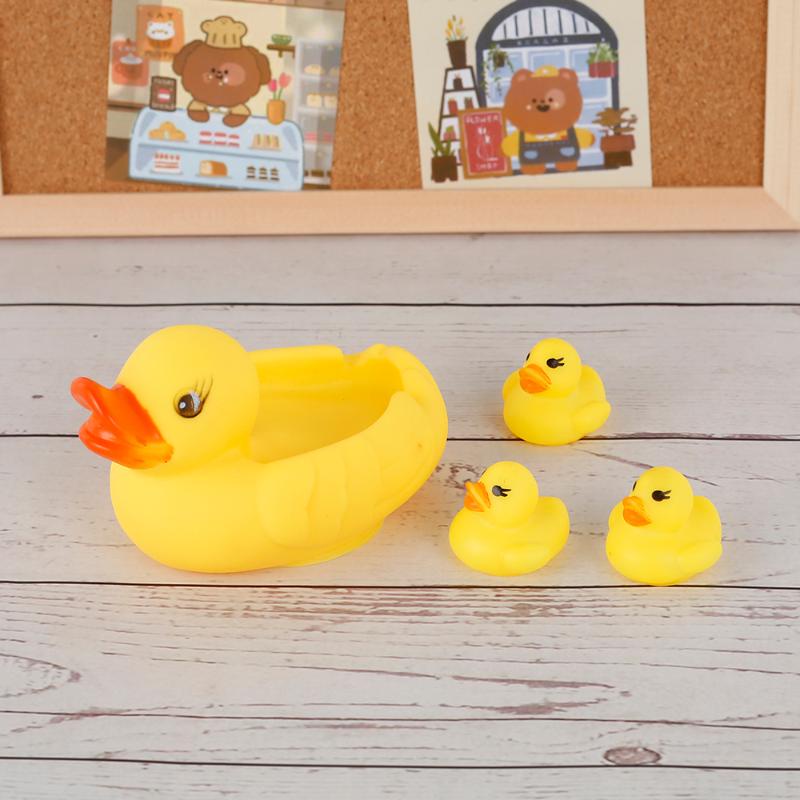 Set 4 Vịt Cao Su Phát Tiếng Kêu Cho Bé