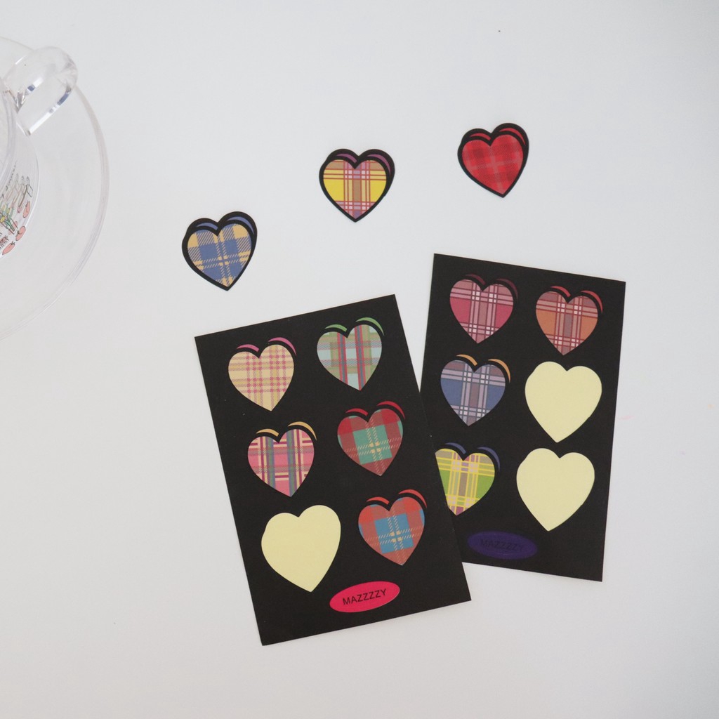 Miếng dán hình trái tim độc đáo cho điện thoại