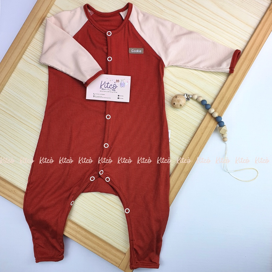 COOKIE Bodysuit dài tay cài giữa