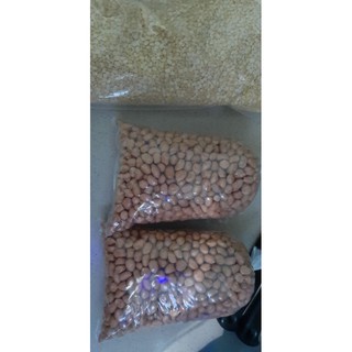 đậu phộng rang sẵn.