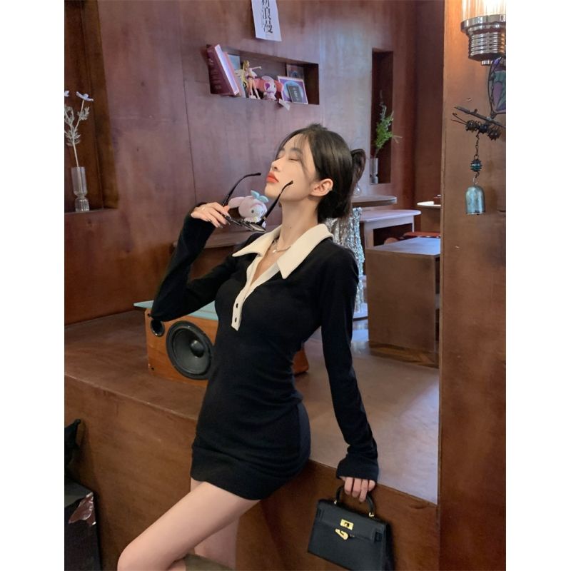 COZOK Đầm Tay Dài Cổ Polo Dáng Ôm Phối Màu Tương Phản Quyến Rũ