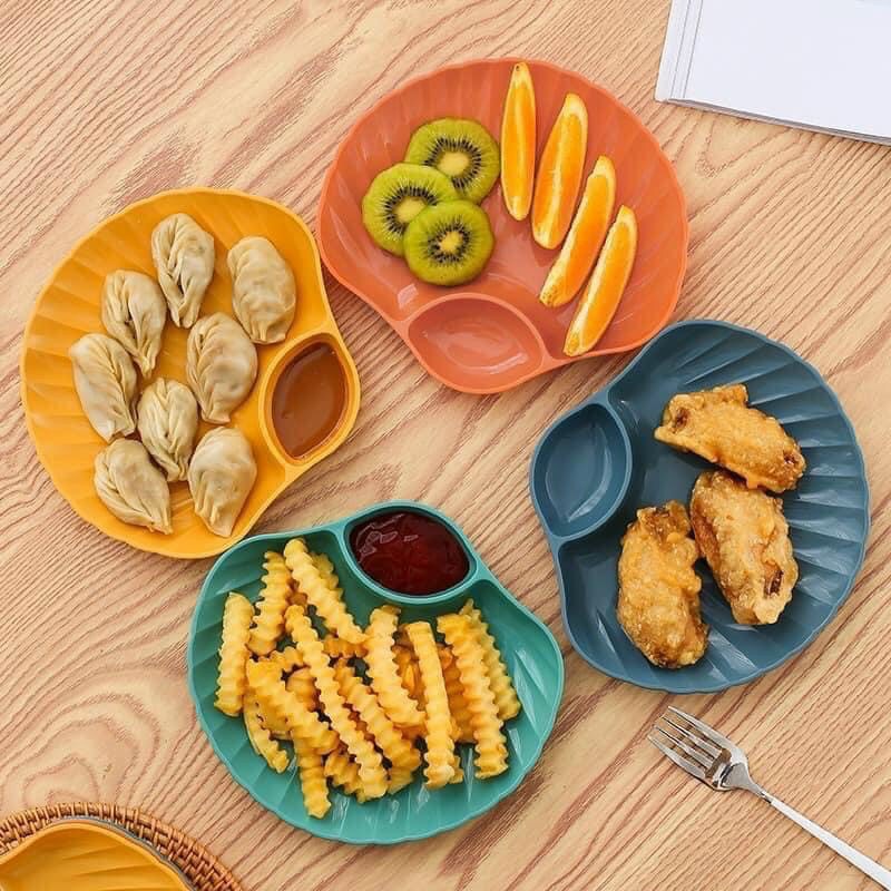 1 CÁI  Đĩa Hình Vỏ Sò Có Ngăn Gia Vị Tiện Lợi - Dĩa Nhựa Vỏ Sò