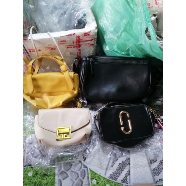 Túi xách cho khách 4t