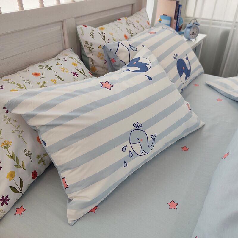 Bộ Drap giường Cotton Chần Bông Cá Heo Trắng Xanh Dễ Thương ((m2x2m - m8x2m))