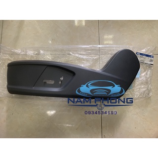 Ốp ghế trước ranger 16 - ốp cạnh ghế ranger 16 lh - eb3z17a861ff / eb3b17f931fb3a06