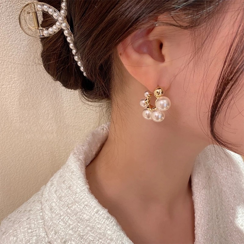 1 Đôi Bông Tai Hình Chữ C Đính Ngọc Trai Thời Trang Hàn Quốc Đơn Giản Tinh Tế Cho Nữ