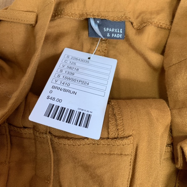 Quần đùi lanh Urban Outfitters