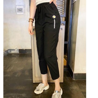 quần baggy dáng lỡ chất đũi thô thêu hoa cúc