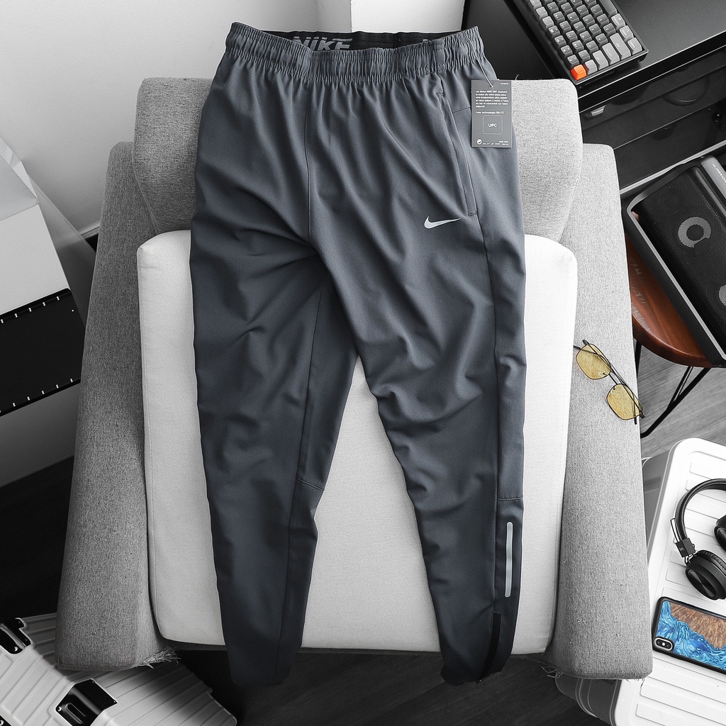 Quần thể thao N..Kì - hàng vnk