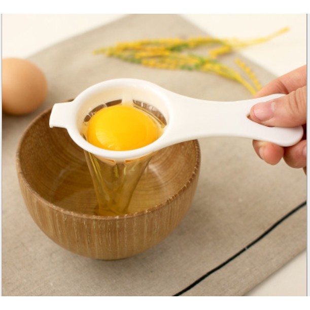 Muỗng tách lòng đỏ trứng