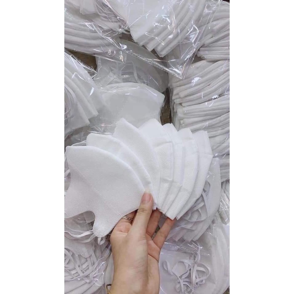 Khẩu Trang Vải Không Dệt 3D Cao Cấp - Kháng Khuẩn Tái Sử Dụng Trên 10 Lần GIặc Chống Bụi Chống Thấm - Không Hộp | BigBuy360 - bigbuy360.vn