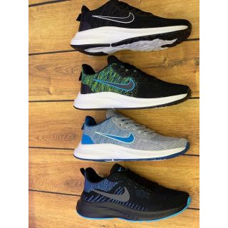 Giày sneaker nữ