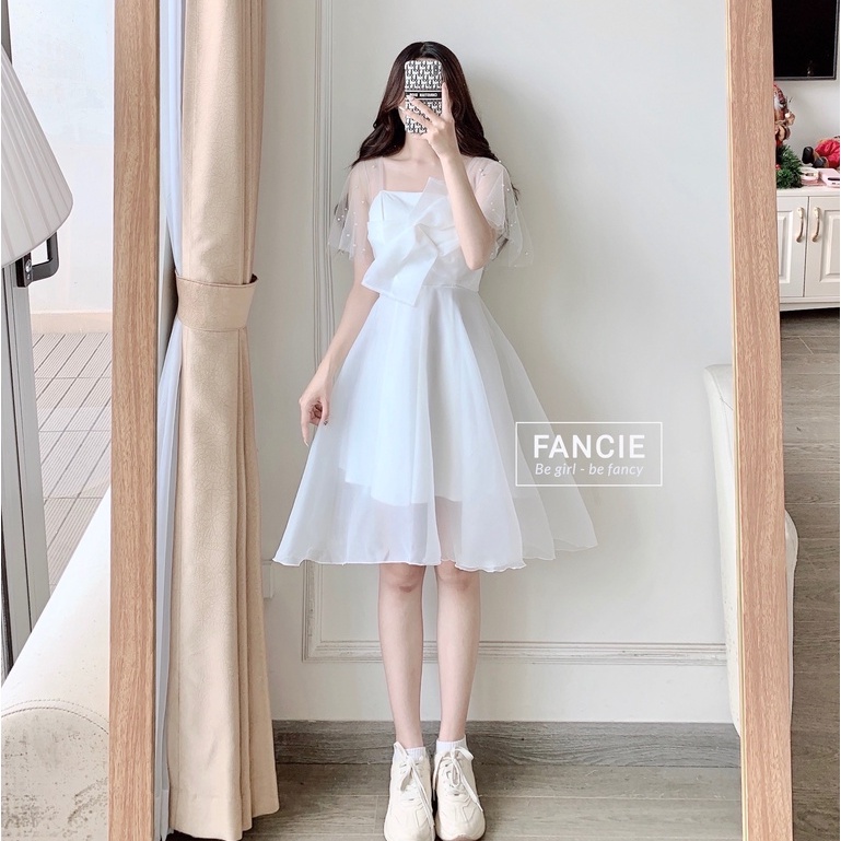 Váy trắng tay lưới đính ngọc ngực nơ xoắn Fancie Borana Dress -VA709