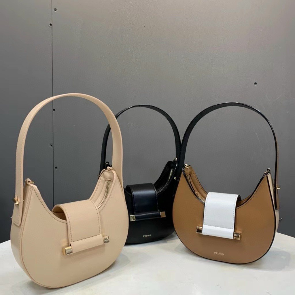 Túi PeDro Dáng Bầu Kẹp Nách Tặng Dây Đeo Dài Size 20