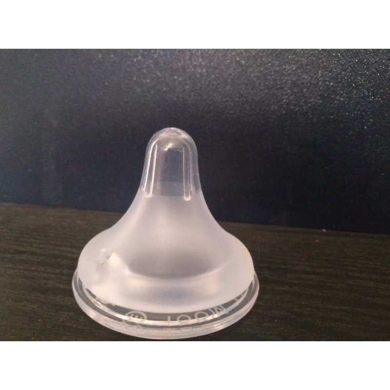 Núm ti Pigeon thay thế cổ rộng cho bé