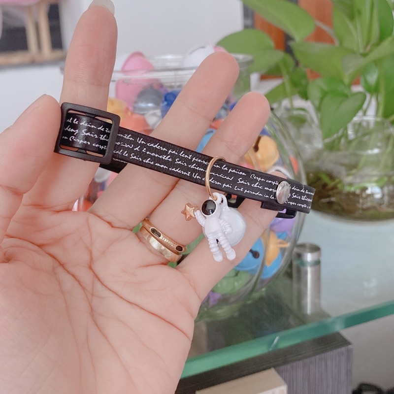 Vòng cổ cho mèo chó thú cưng có chuông hình phi hành gia dễ thương cute xinh xắn