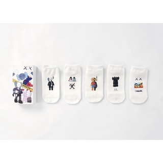 HỘP VỚ KAWS 5 ĐÔI