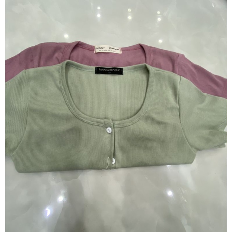 Áo Croptop Cúc Thật