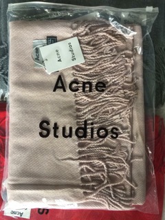 Khăn Acne dạ lông cừu chuẩn loại 1