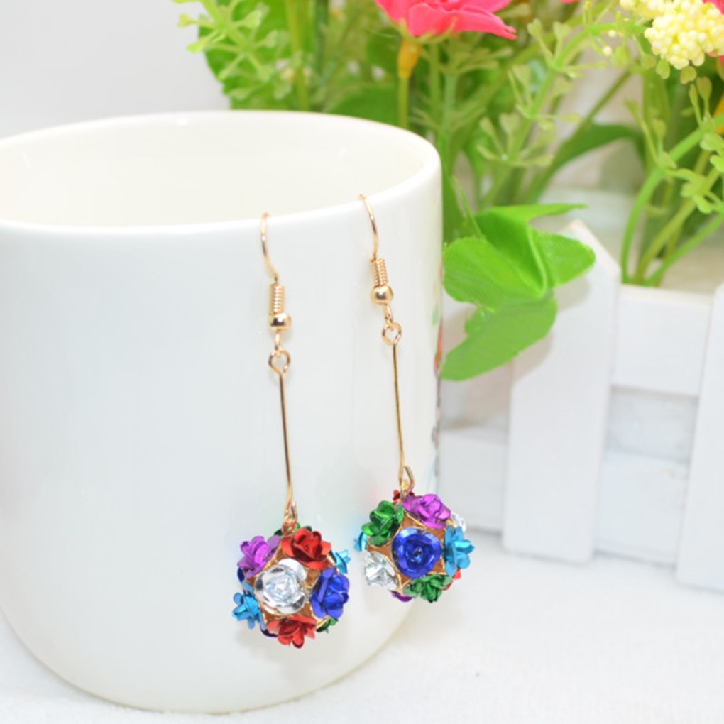 Bông tai mạ vàng dáng dài gắn quả cầu hoa hồng dễ thương