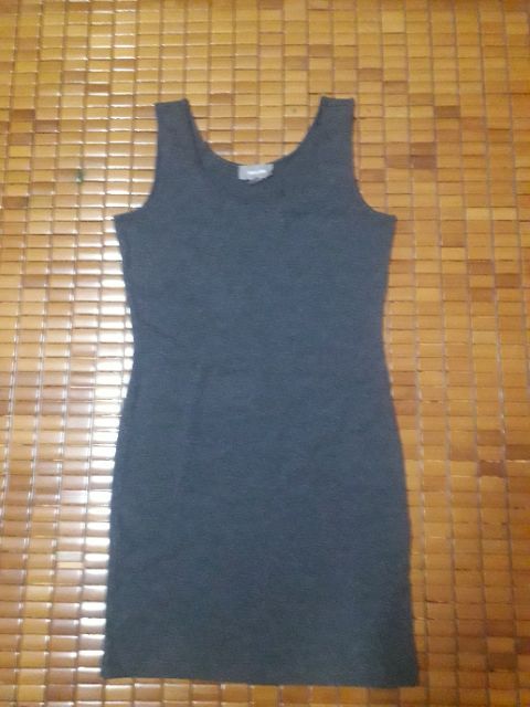 Sale đầm body xuất AU từ dưới 50kg đến trên 60kg.