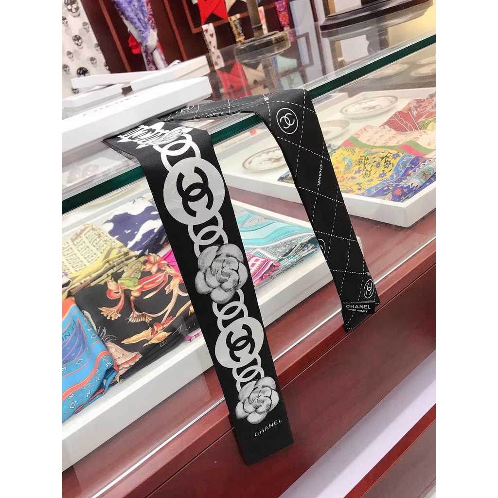 Khăn Choàng Cổ / Khăn Quàng Cổ / Túi Xách Vải Lụa In Họa Tiết Hoa Trà Và Chữ Thời Trang Cho Nữ Đen