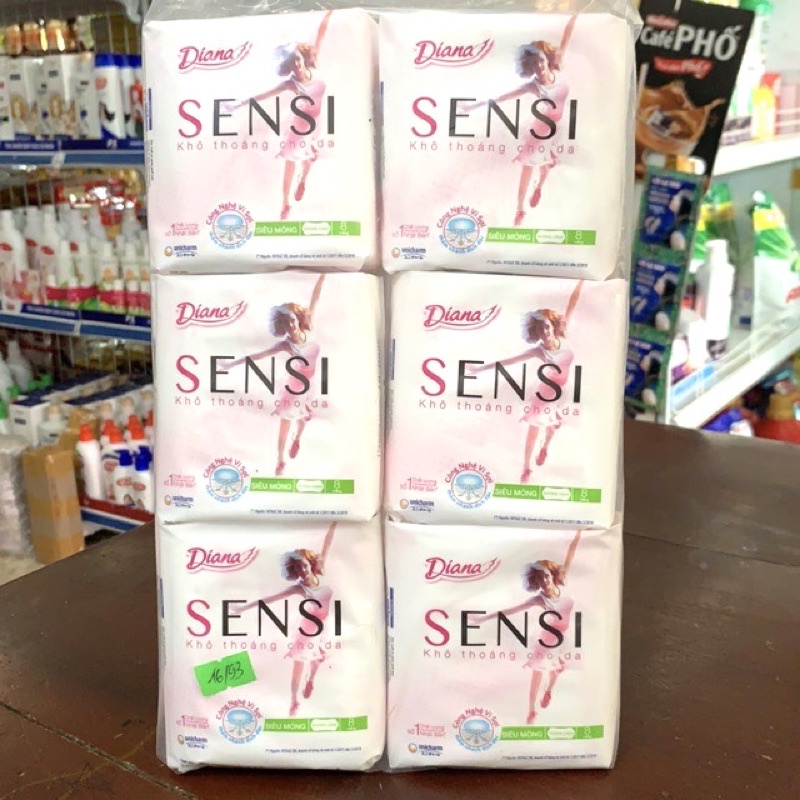 Bịch 6 Gói Băng Vệ Sinh Diana Sensi Siêu Mỏng Không Cánh/Có Cánh