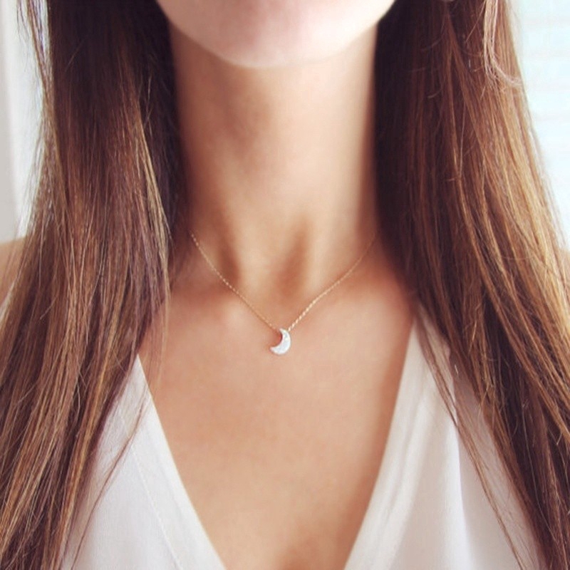 Fashion Exquisite Star Moon Pendant Short Clavicle Chain Necklace Girl Jewelry Gift