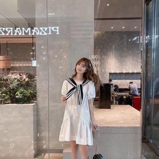 Váy thủy thủ trắng