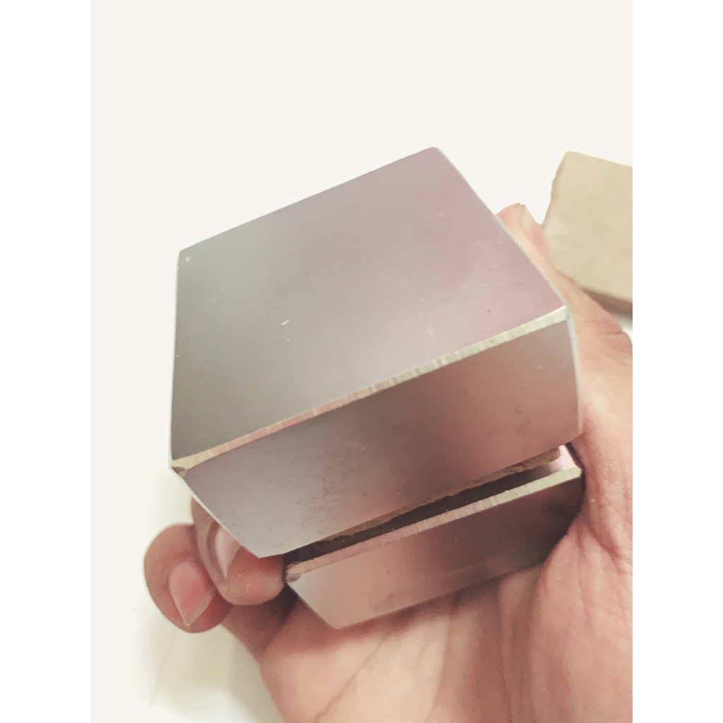 Nam châm viên 50x50x25 mm , loại nam châm trắng đất hiếm lực hút cực mạnh