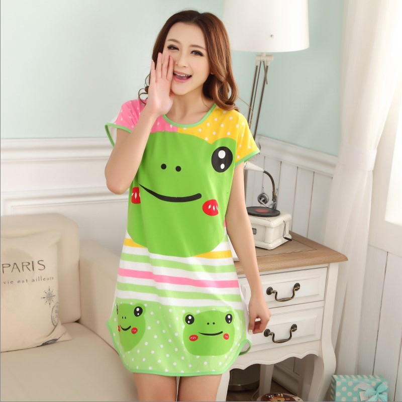 Váy ngủ cổ tròn ngắn tay in hình hoạt họa thoải mái cho nữ | BigBuy360 - bigbuy360.vn