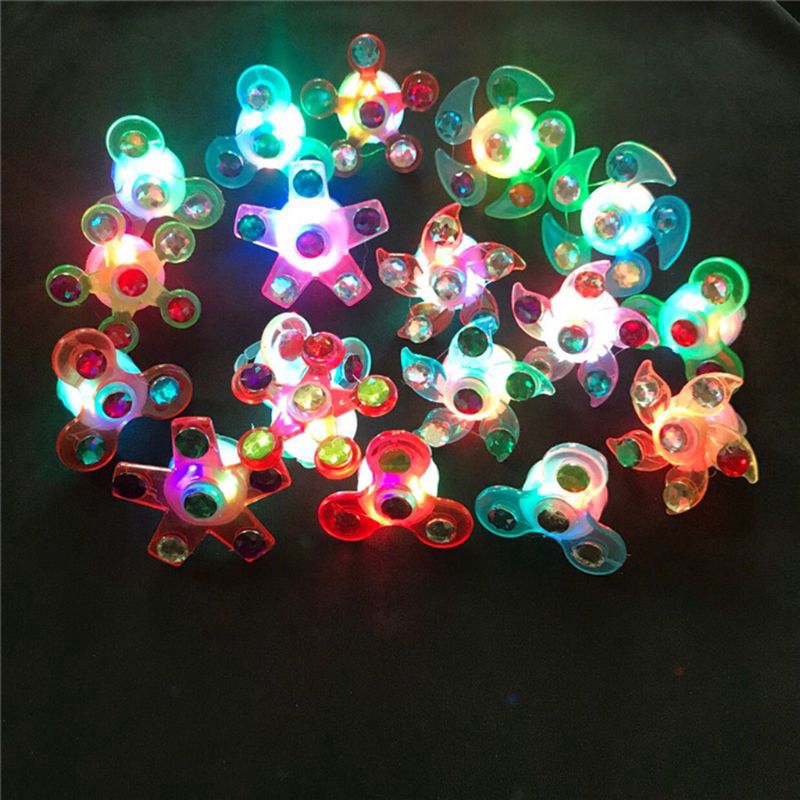 Con Quay Đồ Chơi Fidget Spinner Có Đèn Led Giúp Giảm Stress