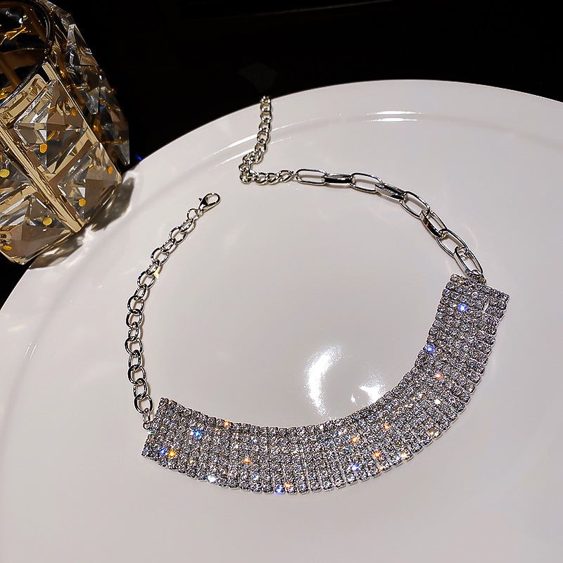 Vòng cổ choker nữ nhiều lớp đính đá thiết kế sang trọng