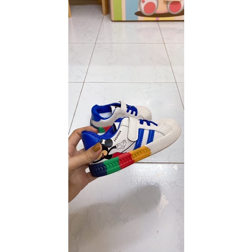 GIÀY thể thao hình chú Mickey sz 25