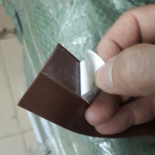 Ron dán chân cửa cuộn 2m