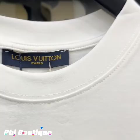 T SHIRT SC dập chữ LV vân hoa phối loang xanh " 470323 " Áo Phông Fom Rộng Unisex | BigBuy360 - bigbuy360.vn