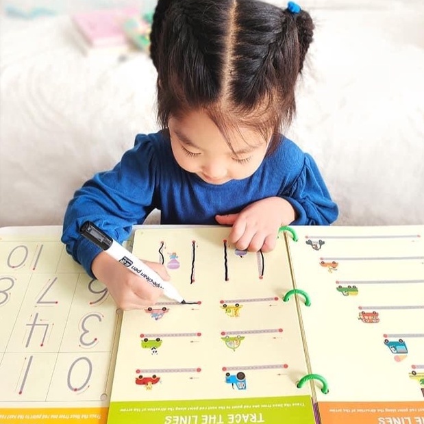 Bộ tập tô vẽ nét xoá được cho bé 64 trang kèm 6 bút viết cao cấp, giáo cụ Montessrori