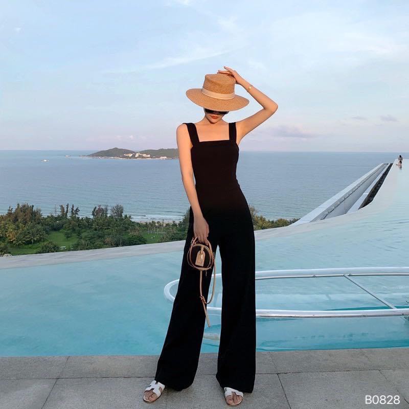 Jumpsuit 2 dây mặc đi biển và đi hẹn hò