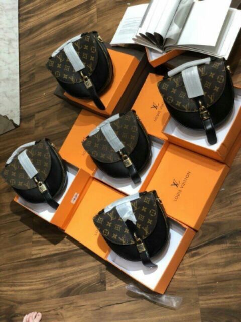 Túi LV,  zara full boxx cho khách