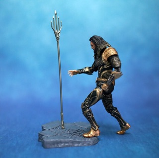 Mô hình Aquaman mafex