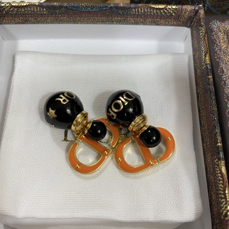 Khuyên tai dior_cao cấp
