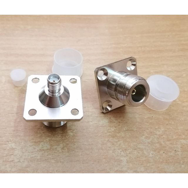 Đầu chuyển đổi Jack SMA cái sang N cái 4 lỗ mặt bích 25x25