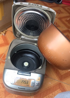 NỒI CƠM CAO TẦN PANASONIC SR-HG104