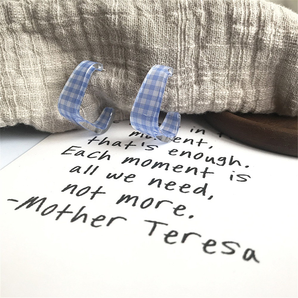 Khuyên Tai Họa Tiết Ca Rô Trẻ Trung Thanh Lịch Dành Cho Nữ